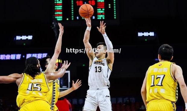 CBA球队新帅上任，带领球队冲击冠军荣耀