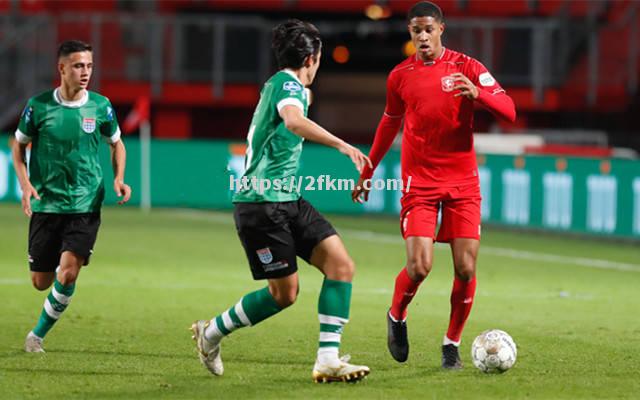 帕德博恩在主场大胜对手，积分上涨