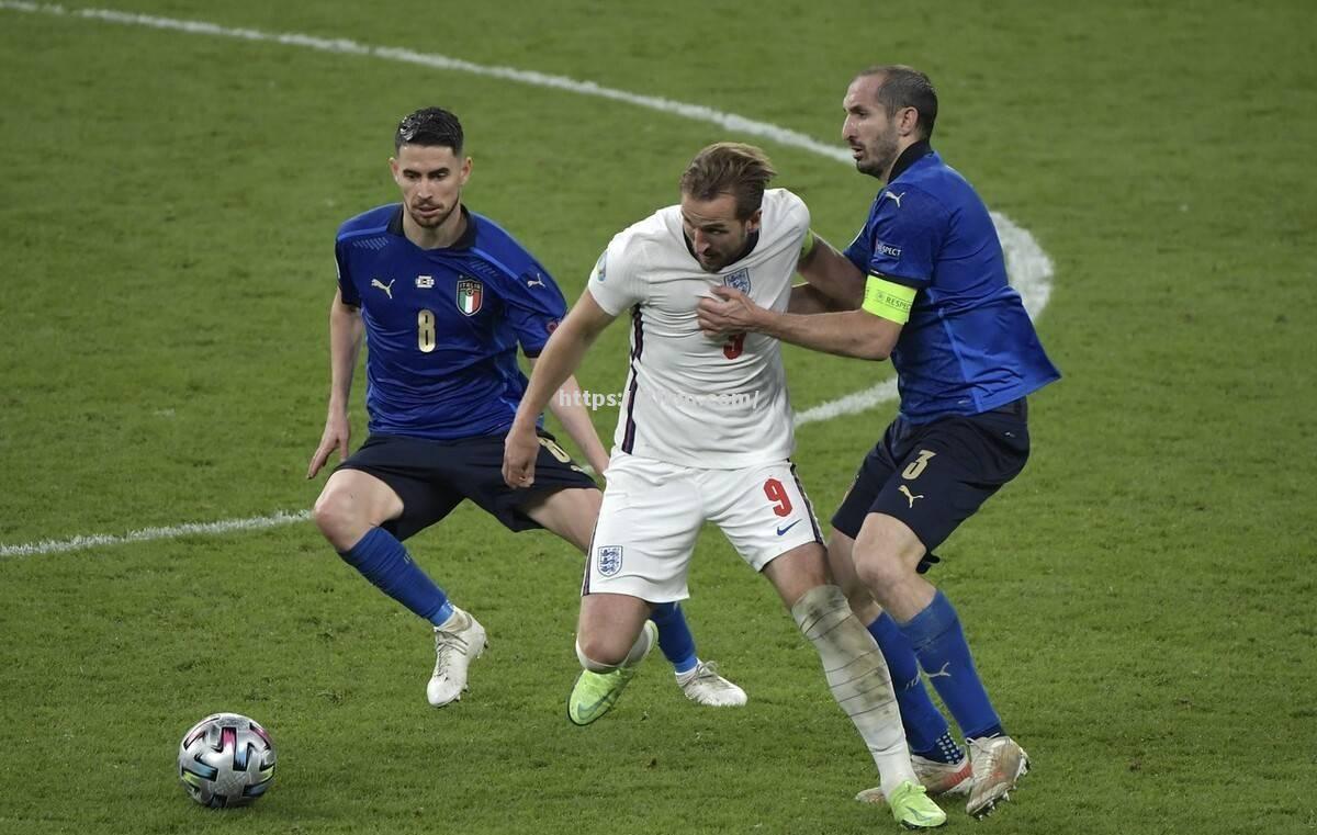 乌克兰力克北马其顿,跻身淘汰赛 乌克兰力克北马其顿,跻身淘汰赛